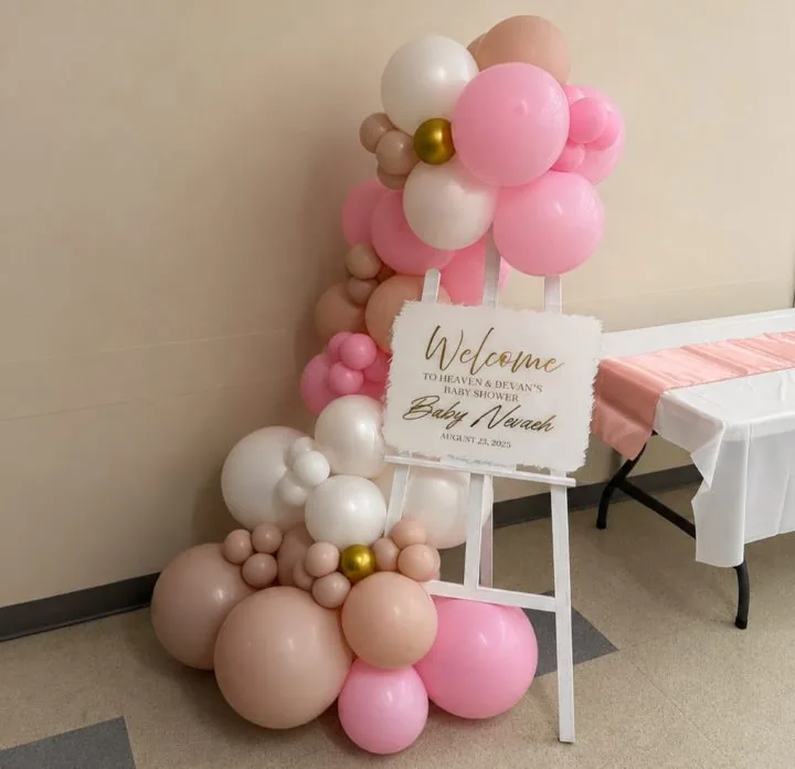 Welcome Signs in Antelope CA by Air Up Balloons