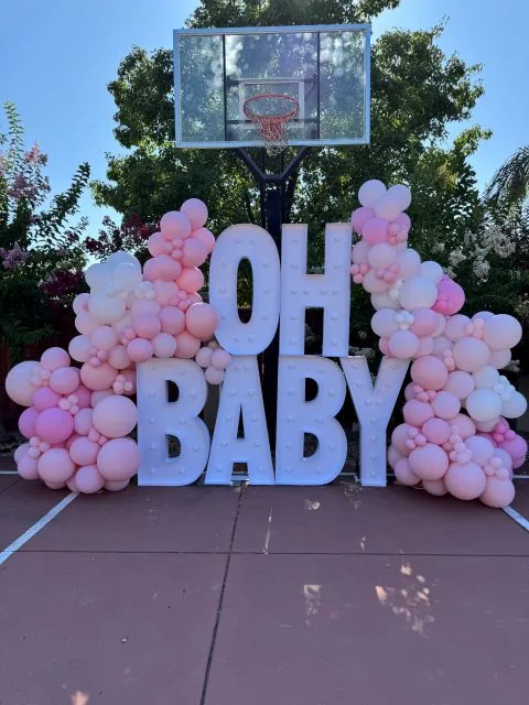Baby shower balloon decoration in Sacramento CA